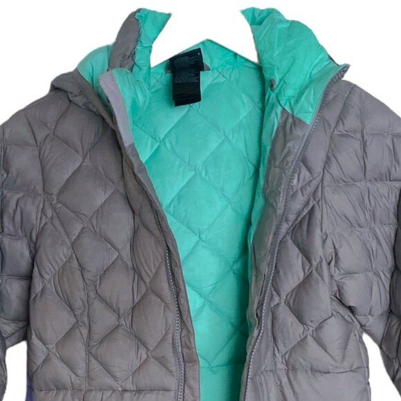 The North Face Girls  (M) 10/12 Gray 550 Series Goose Down Puffer Hoodie Jacket - Picture 4 of 10